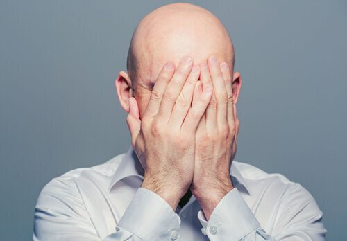 4 frequently asked hair loss questions answered | Blog | Marotta